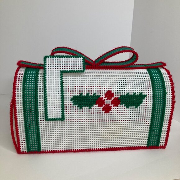 Vintage Plastic Canvas Needlepoint Christmas Mailbox Merry Christmas Holly 10.5" - Picture 2 of 7